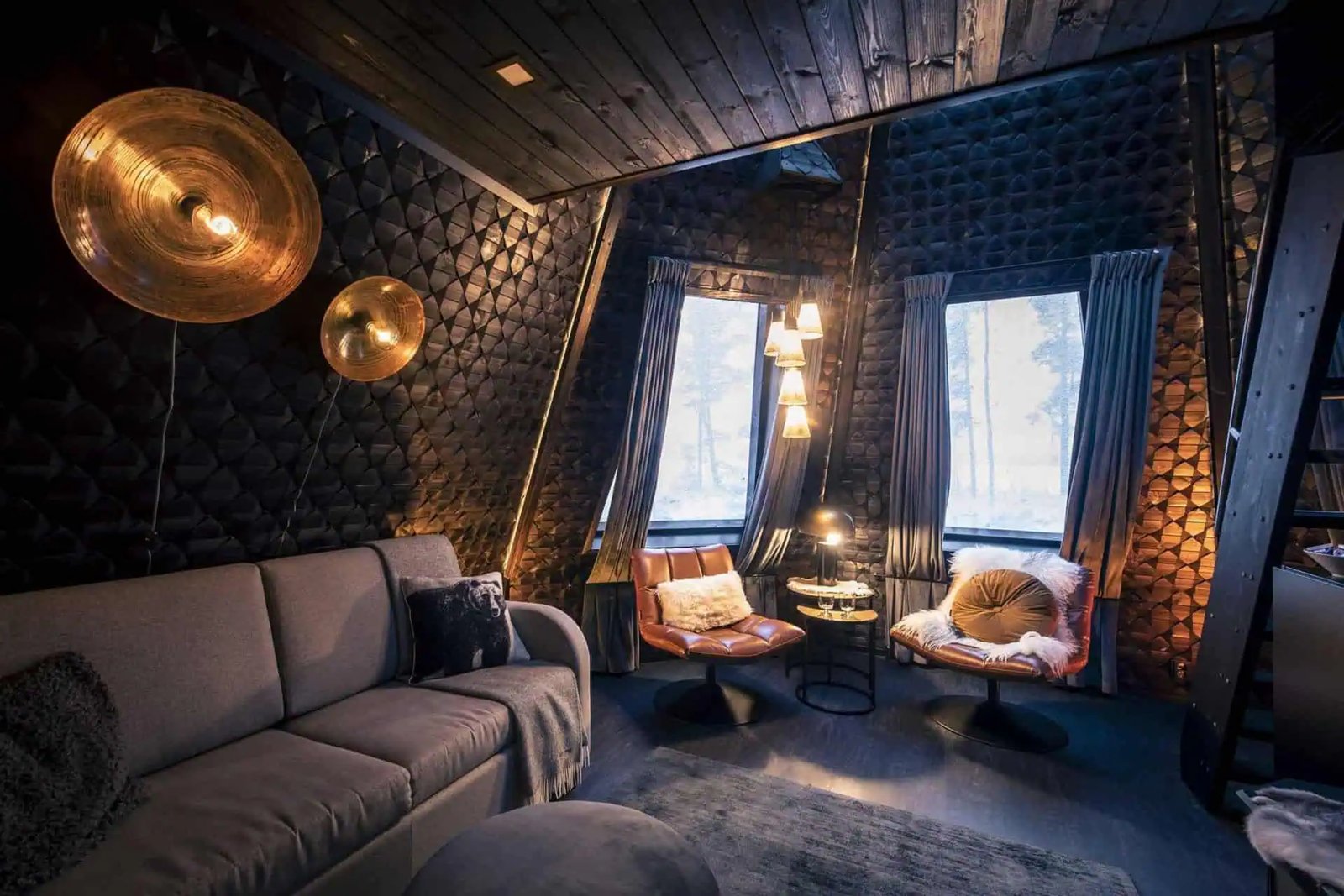 Cosy lounge of a Komsio suite